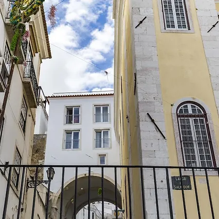 Apartment Youlisbon Alfama Studio *