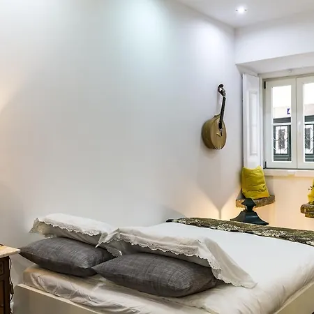 Apartment Youlisbon Alfama Studio
