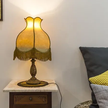 Apartment Youlisbon Alfama Studio