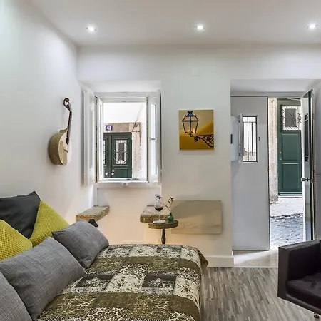 Apartment Youlisbon Alfama Studio Lisbon